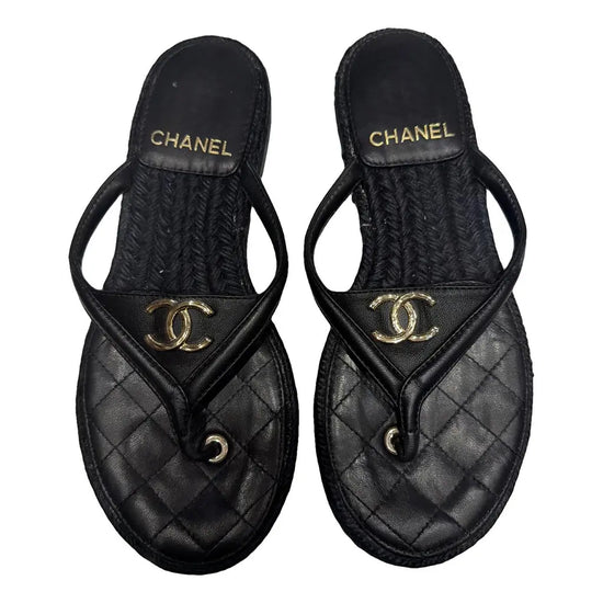 BEACH LEATHER BLACK FLIP FLOPS