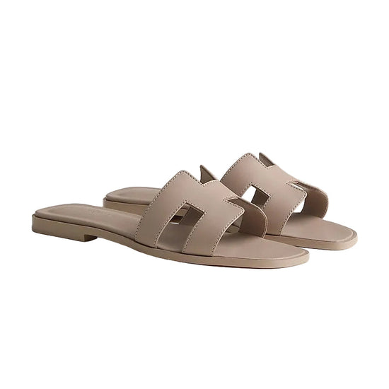 HÈR BEIGE SANDALES