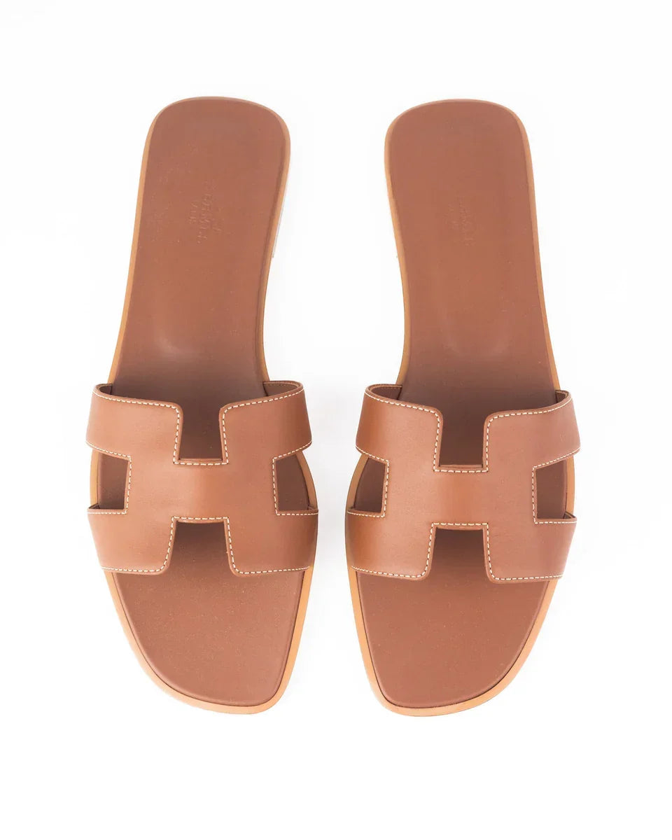 HÈR BROWN SANDALES