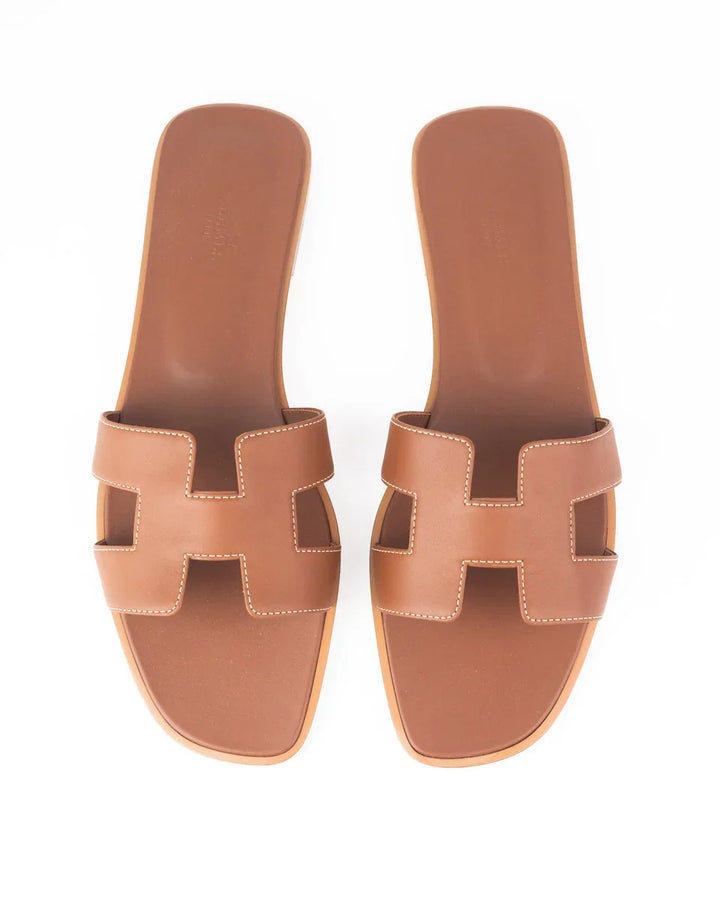 HÈR BROWN SANDALES