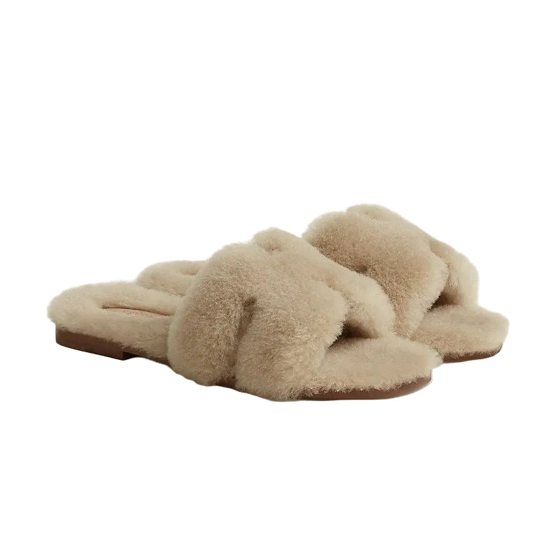 HÈR FLUFFY BEIGE SANDALES