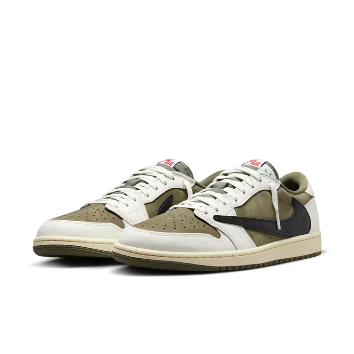 MEDIUM OLIVE SNEAKERS
